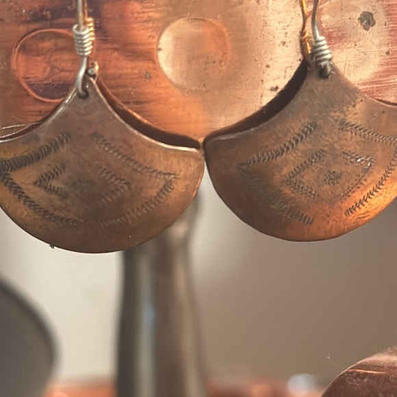Copper dangle earrings - Picture 2 of 2